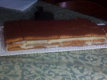 MATTONELLA CON BISCOTTI E CREMA PASTICCERA