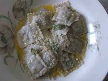 RAVIOLI BURRO E SALVIA