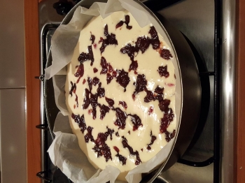 Torta allo yogurt e marmellata