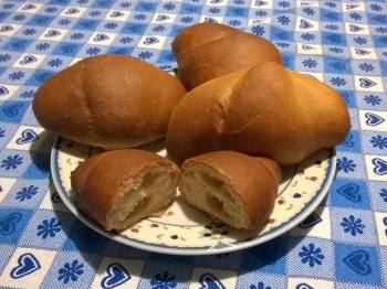 cornetti-brioche con yogurt e farina integrale