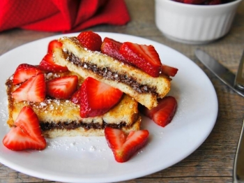 french toast fragole e nutella