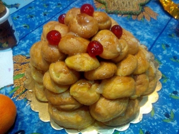 Croquembouche