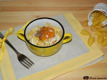 Castellane con zucca, salsicce e stracchino