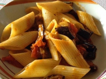 Pennoni con melanzane