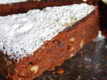 Torta cioccolato e nocciole