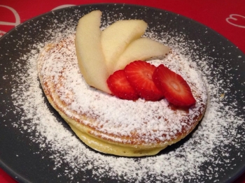 Pfannkuchen con frutta
