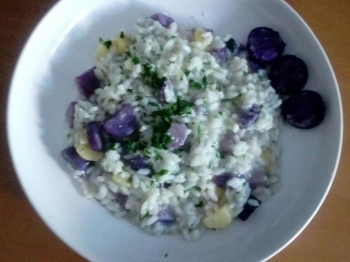 Risotto con patate viola