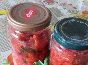 Polpa di pomodoro a pezzetti RICETTA DELLA DOLCINA MAMMALU46