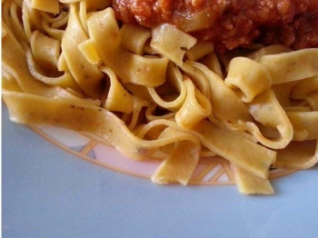 Pasta fresca all'uovo al peperoncino