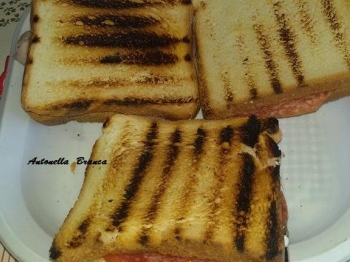 IN CUCINA CON I BAMBINI: TOAST