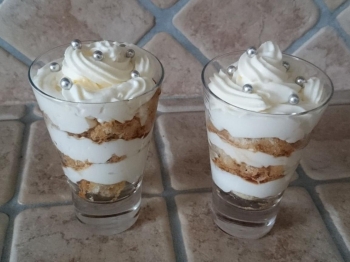 Bicchierini chantilly