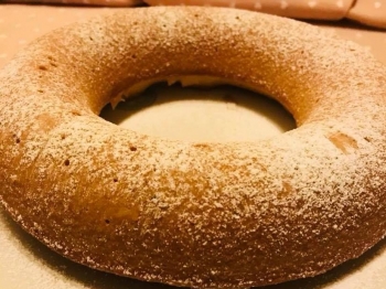TORTA MORBIDA CON MARMELLATA