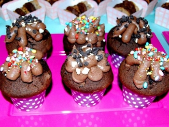 Muffin con crema al burro al cioccolato
