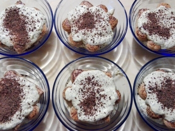 Tiramisù al cocco e cioccolato