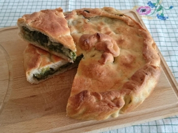 Torta salata con scarola