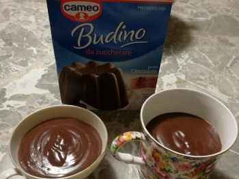 Merenda al cucchiaio del relax domenicale