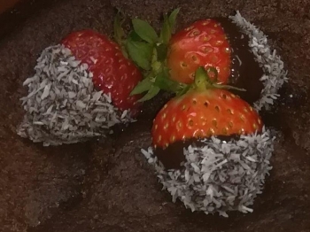 Fragole bagnate nel cioccolato