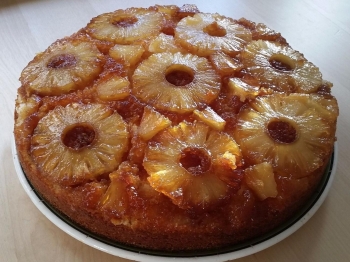 Torta rovesciata all'ananas