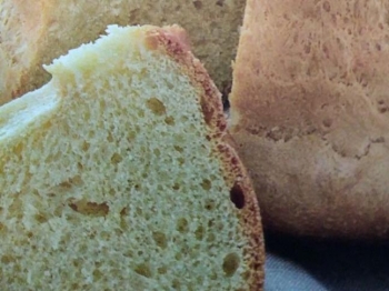 Crescia al formaggio
