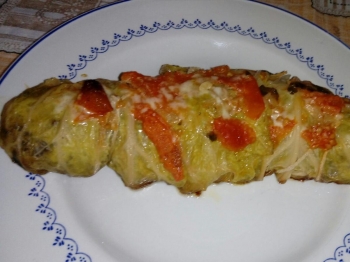 Involtini di verza con patate e salsiccia