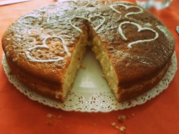 Torta profumata all'arancia