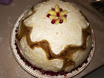 Cupola di pandoro con crema al torrone