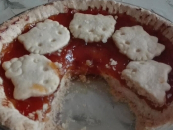 Crostata decorata di hello kitty