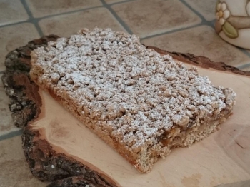 Sbriciolata integrale con confettura di pesche