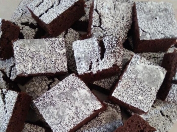 Brownies di fagioli neri