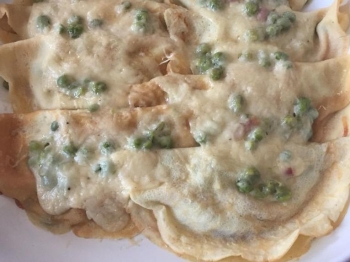 Crespelle ai piselli e pancetta