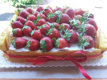 Torta &quot;cassetta di fragole&quot;