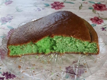 Torta con sciroppo alla menta