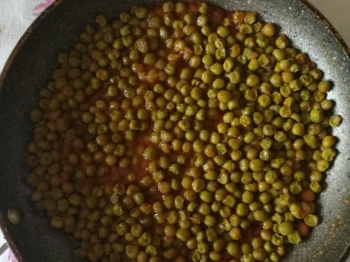 Piselli al pomodoro