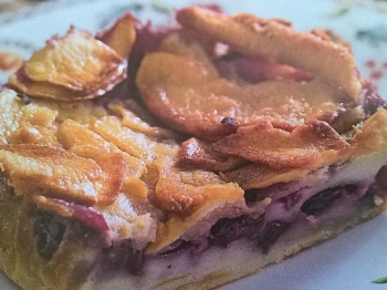 torta mele e mirtilli