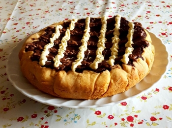 Torta farcita al cioccolato