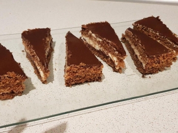 Torta al cioccolato e panna