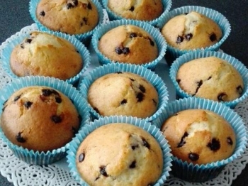 Muffin allo yogurt con gocce di cioccolato