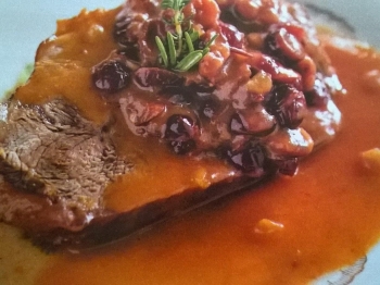 arrosto con salsa di mirtilli rossi