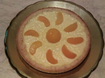 Crostata con crema e pesche