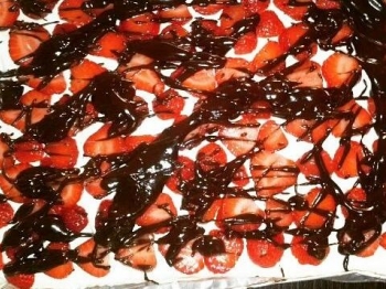 Cheesecake fragole e cioccato