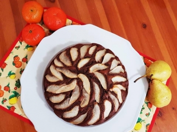 Torta cacao e pere aromatizzata all'arancia