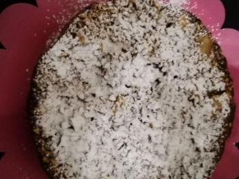 Torta vegana di mele Jasmine e nocciole