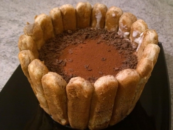 charlotte al caffè