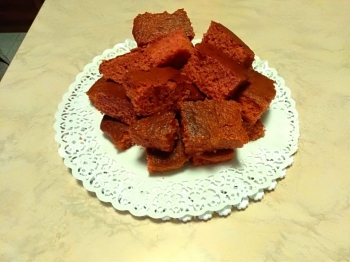 Torta allo sciroppo di amarene e mandorle