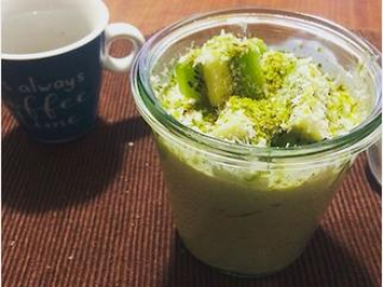 Overnight oat con tè matcha