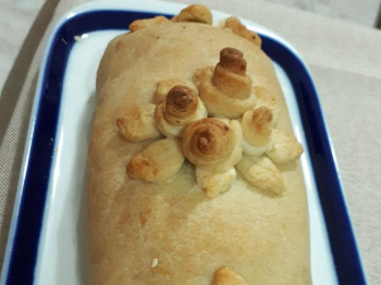 Polpettone in crosta con spinaci, mandorle e nocciole