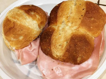 Muffeletti siciliani farciti con mortadella