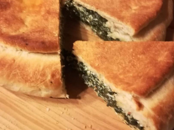 TORTA SALATA  RUSTICA  RICOTTA E SPINACI