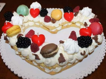 Cuore cream tart