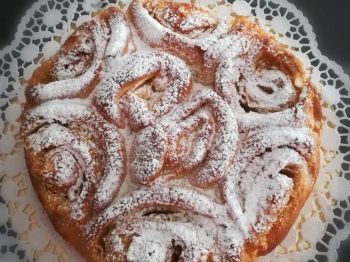 Torta di rose alle mele